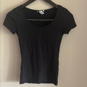 H&M Black Fitted Short Sleeve T-Shirt